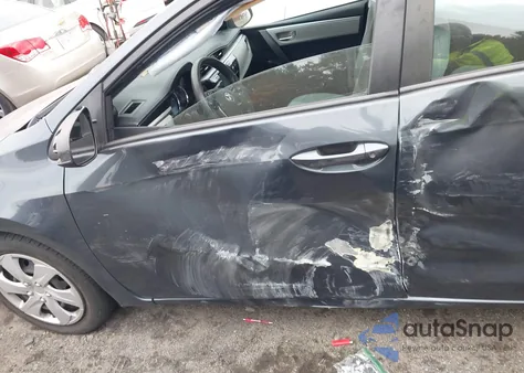 2015 Toyota Corolla Le z USA, uszkodzony, nr VIN 2T1BURHE2FC464133